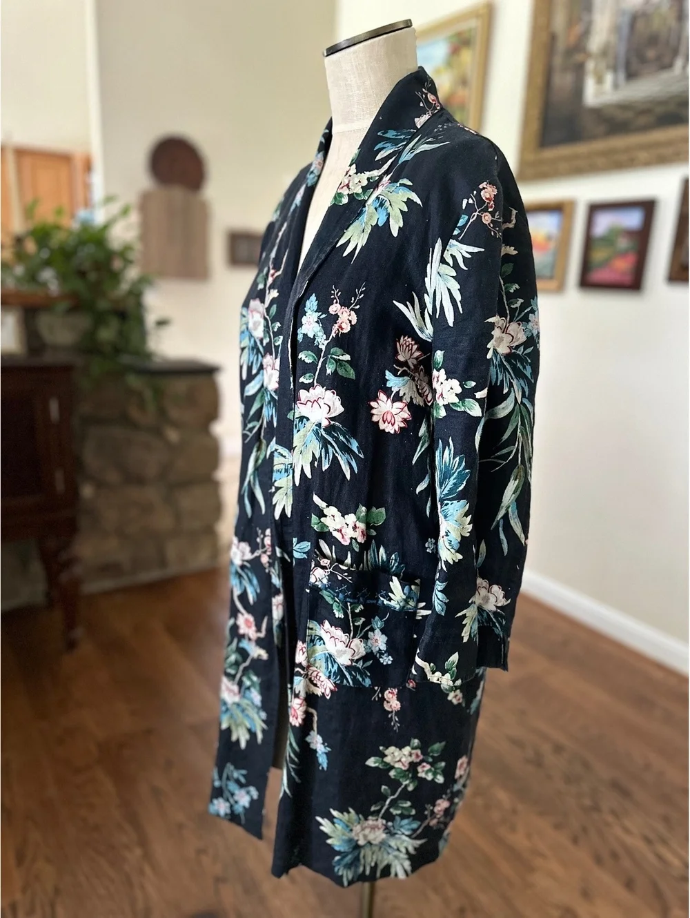 Johnny Was Workshop Linen Navy Blue Floral Print Long Sleeve Duster Size M